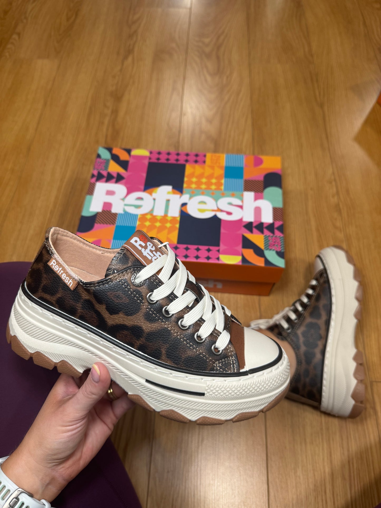 Refresh Leopard Leather Trainer