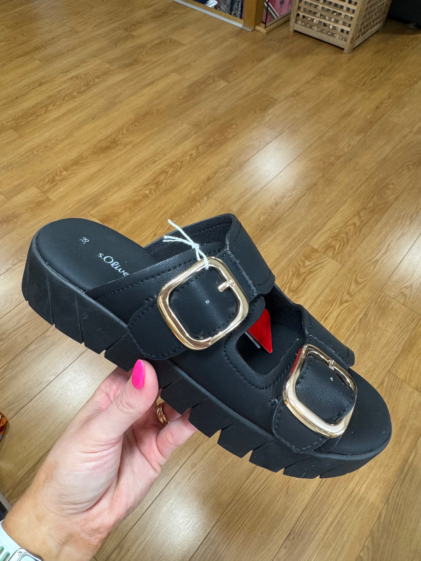 S. Oliver Black Wedge Slider