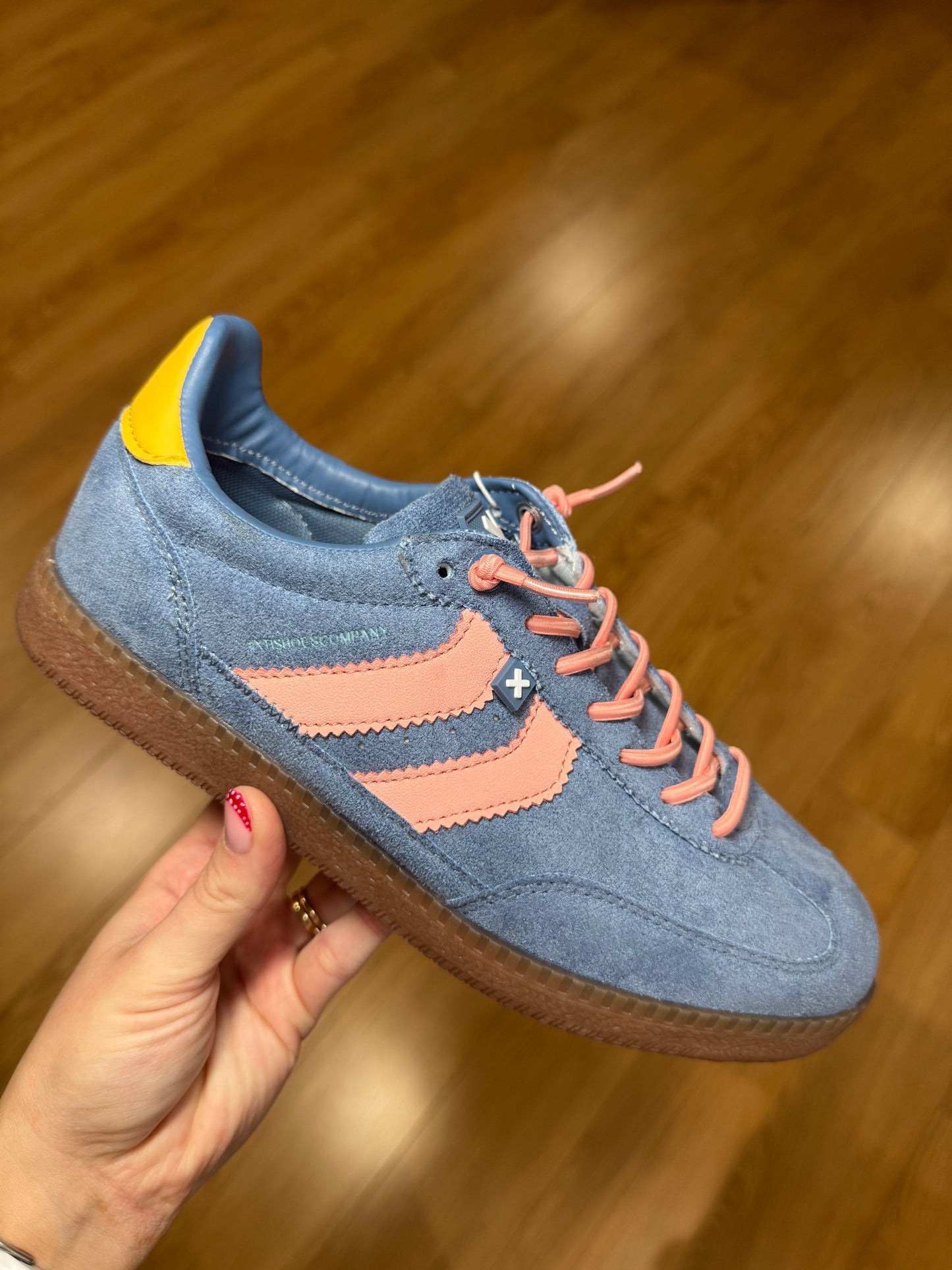 XTI Blue/Pink Stripe Trainer