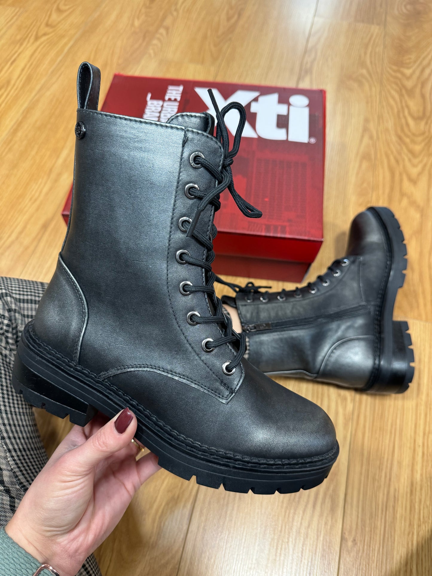 XTI Grey Biker Boot