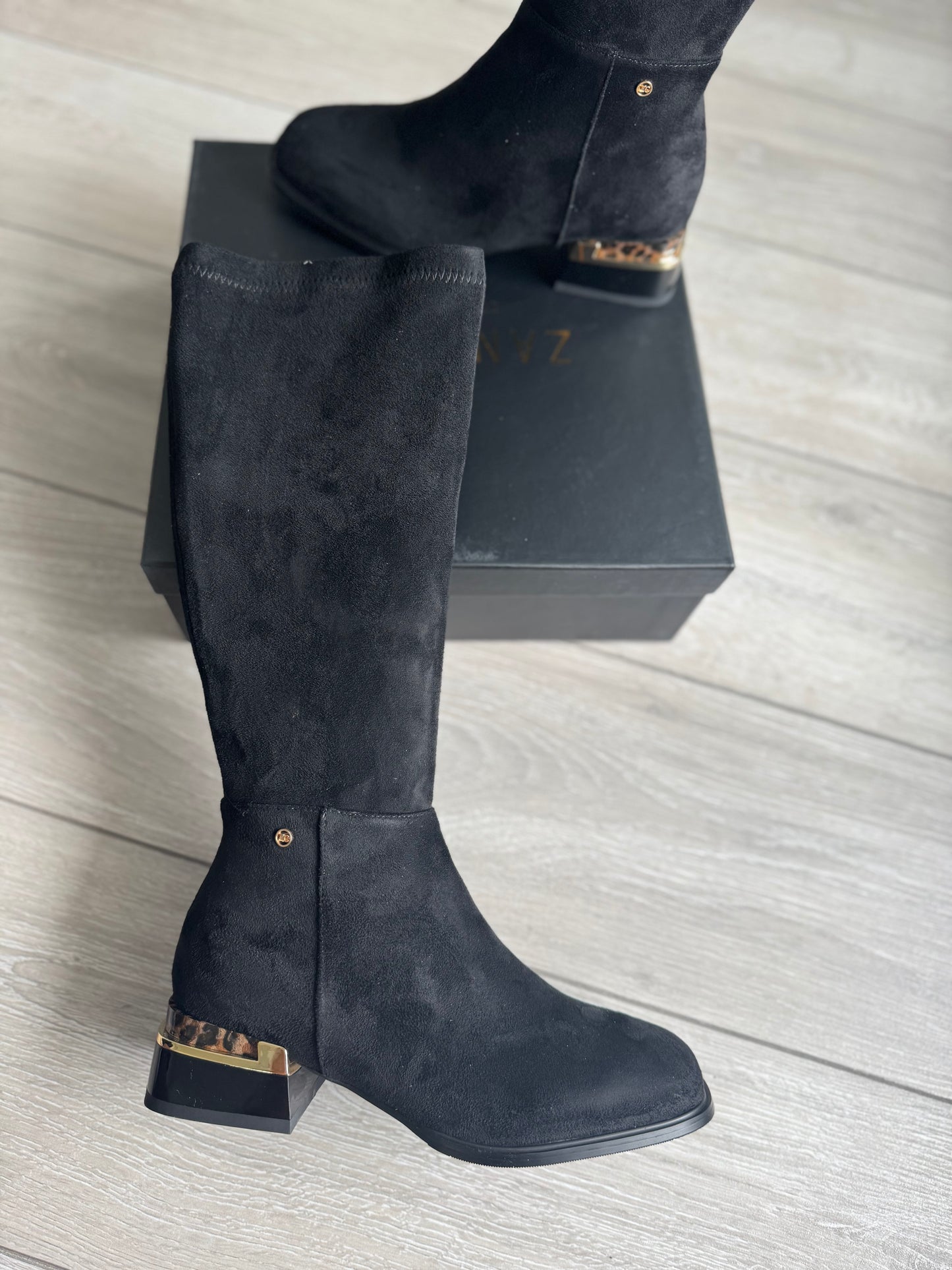 Zanni & Co Yangcun Black Long Boot