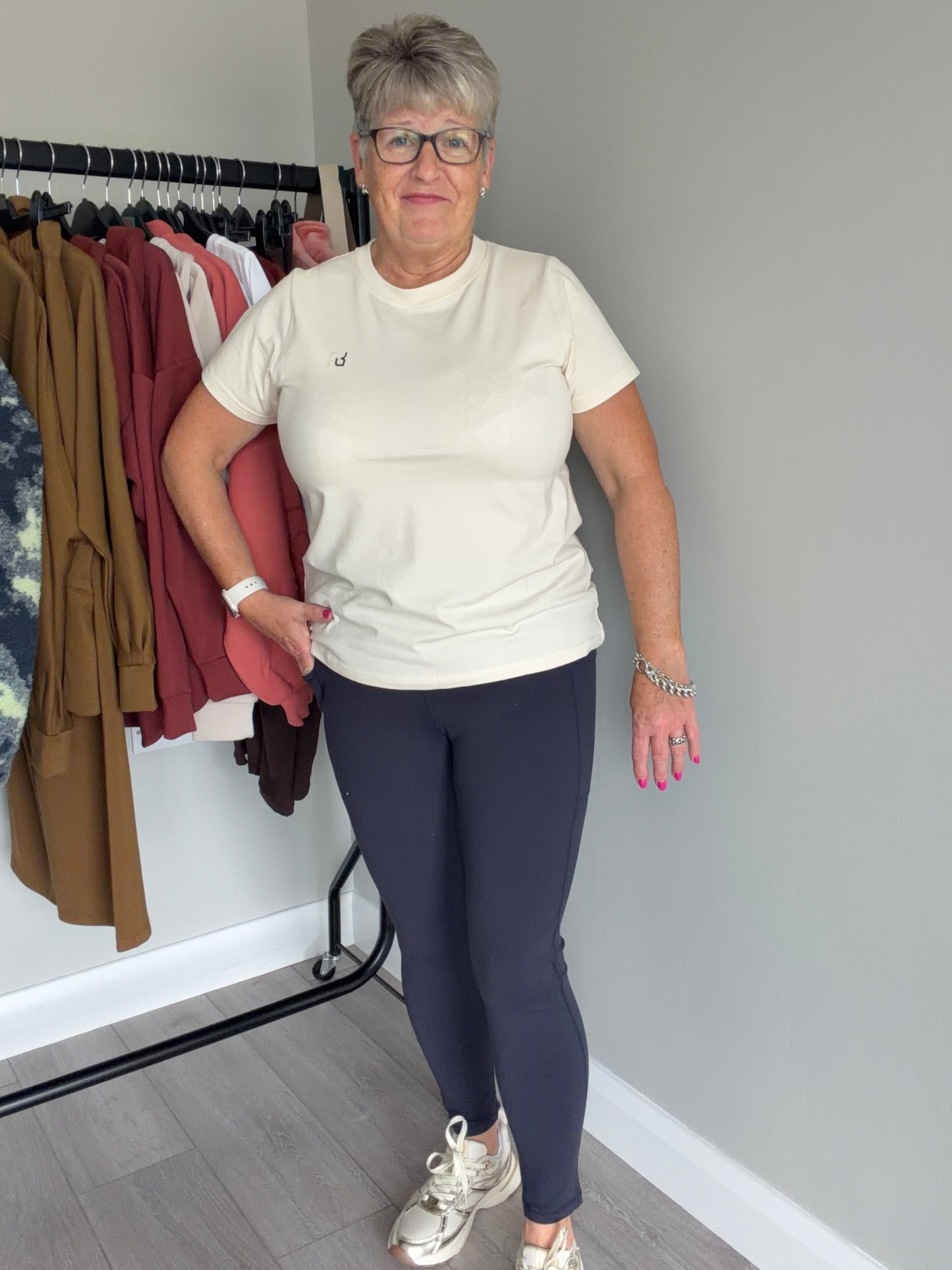 Relax & Renew Nessa Navy Leggings