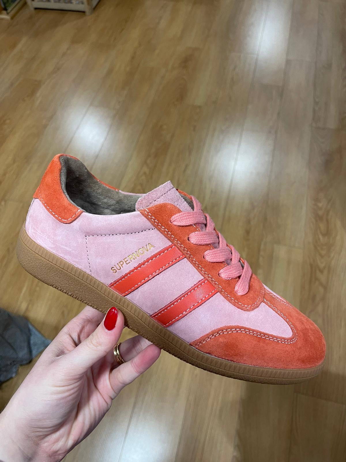 Drilleys Sixty Four Coral Reef Trainer