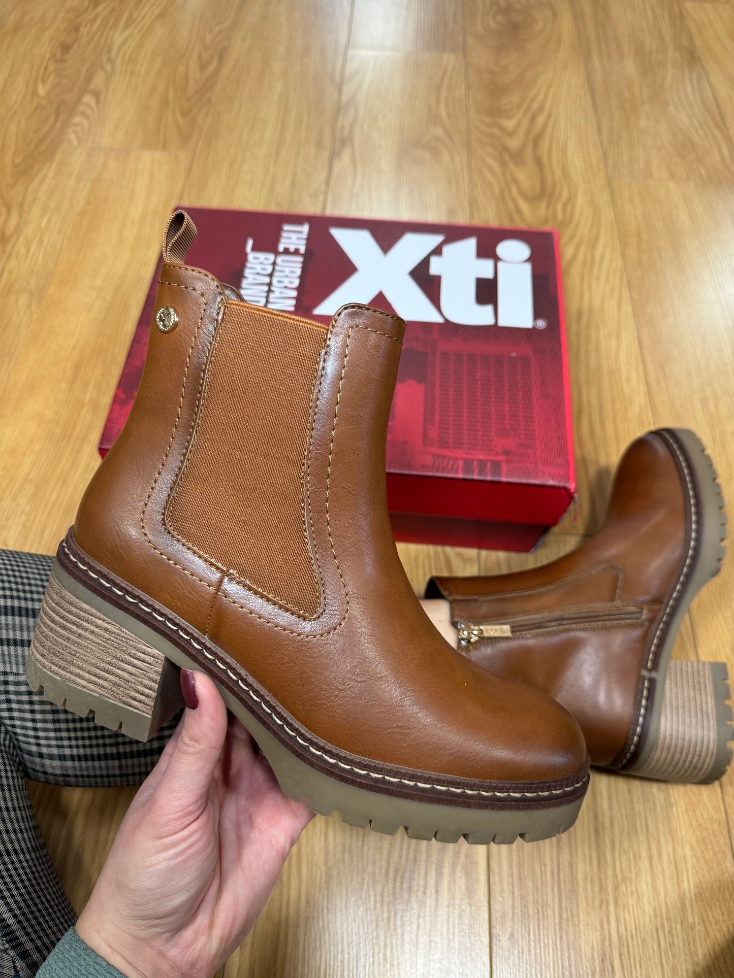 XTI Tan Block Boot