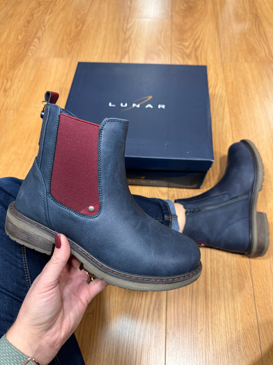 Lunar Suvi Navy/Burgundy Boot