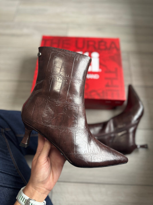 XTI Brown Croc Kitten Boot