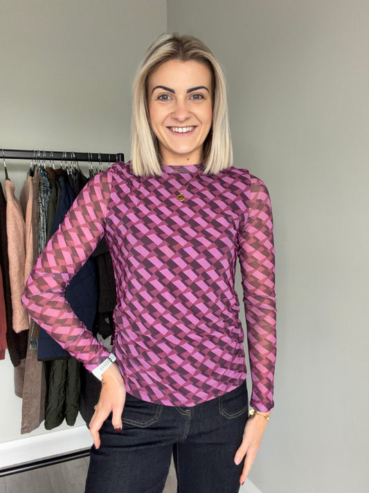 Rant & Rave Alanna Burgundy Mesh Top
