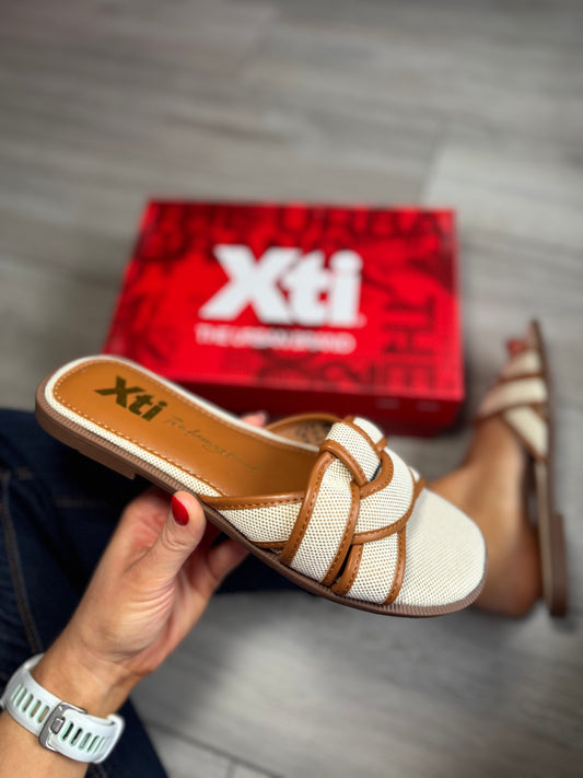 XTI Camel/Beige Slider