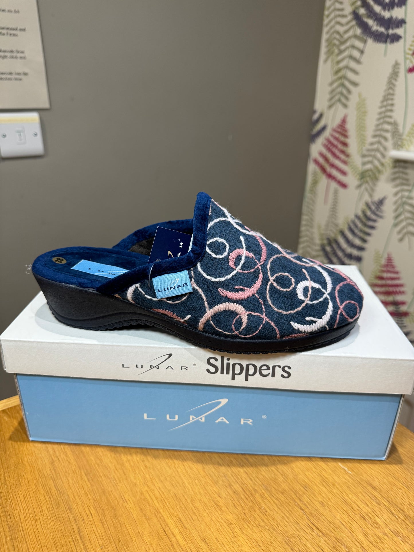 Lunar Erin II Navy Slipper