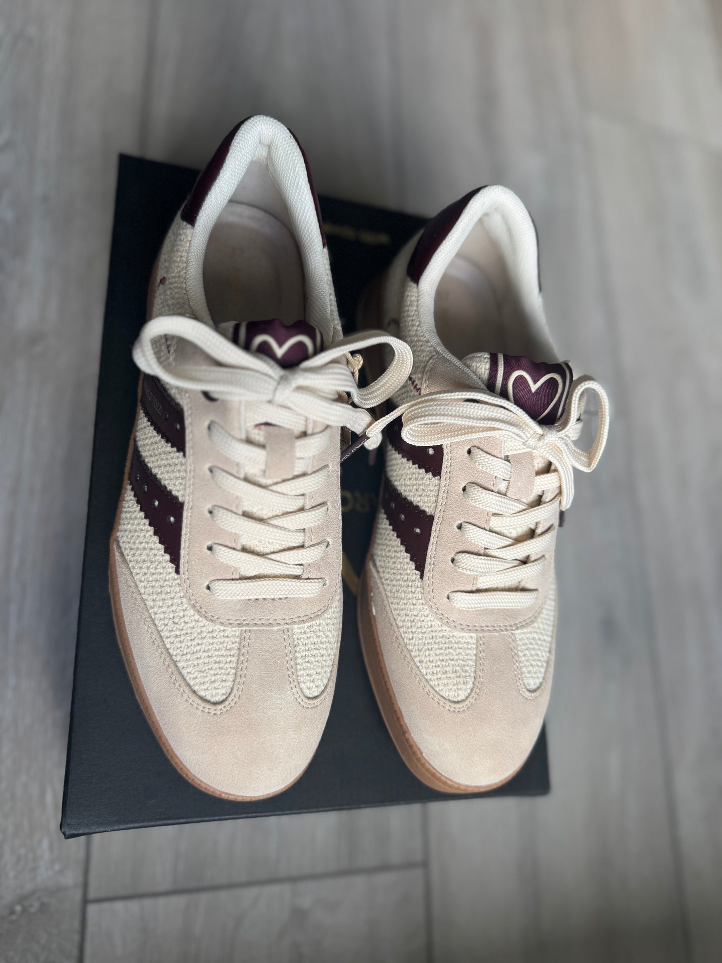 Marco Tozzi Burgundy Comb Trainer