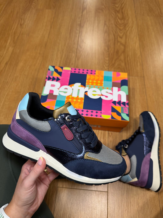 Refresh Navy Multi Zip Trainer