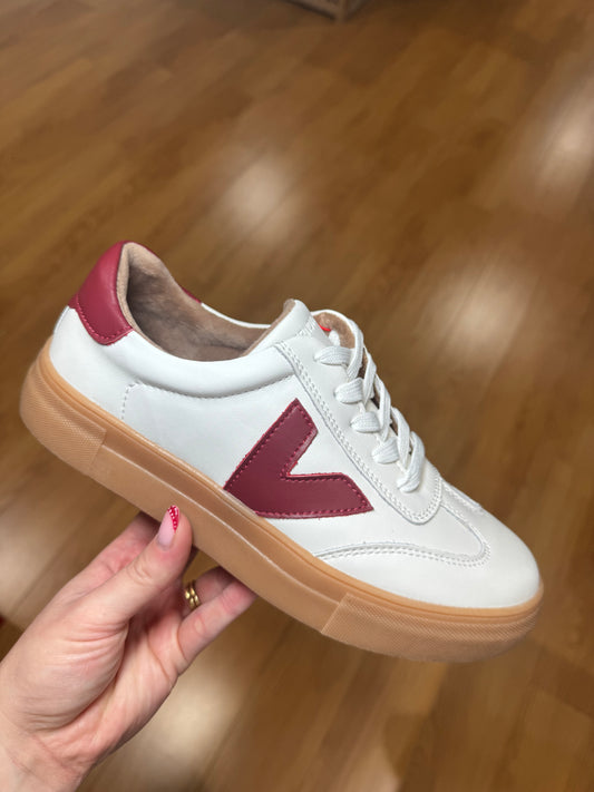 Drilleys Ninety Crystal Maroon Trainer