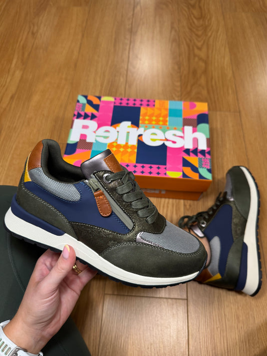 Refresh Khaki Multi Zip Trainer