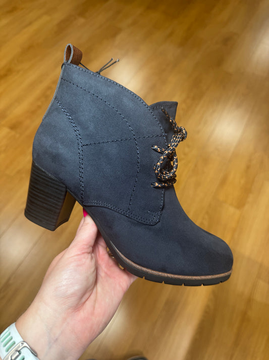 Marco Tozzi Navy/Tan Lace Up Boot
