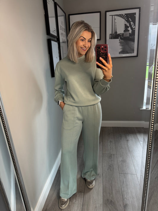 Relax & Renew Amy Sage Jogger