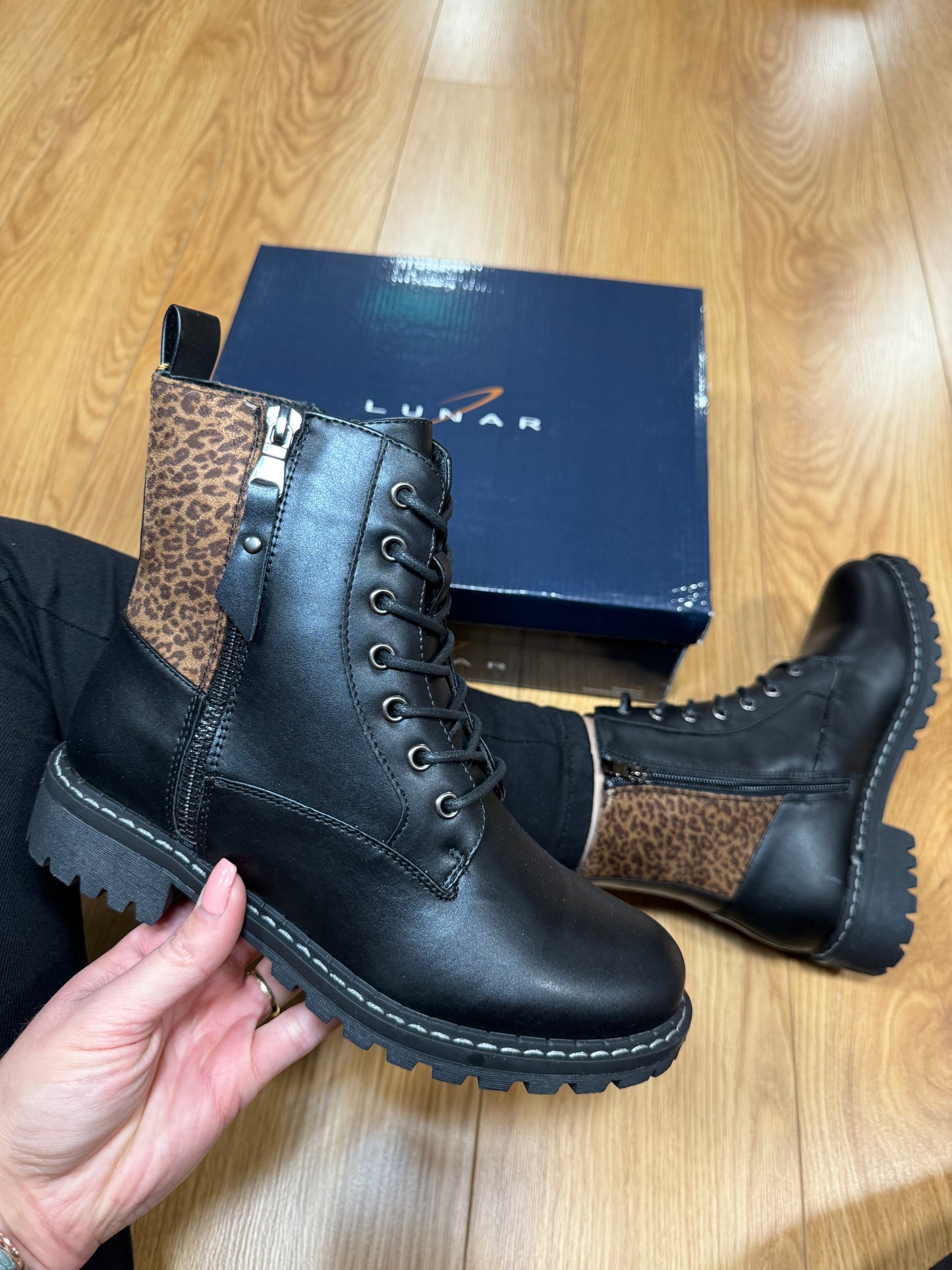 Lunar Bedale Black/Leopard Boot