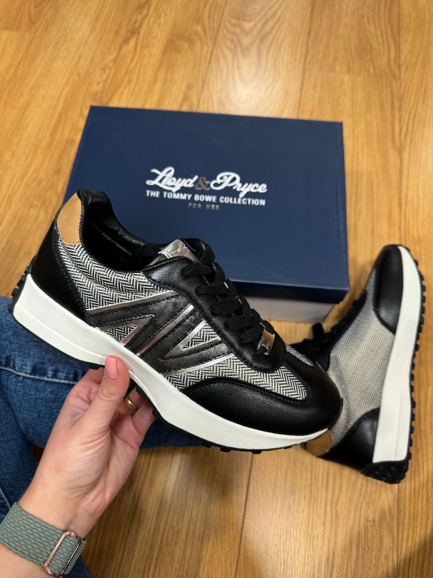 Tommy Bowe for Her Kinsey Black Trainer