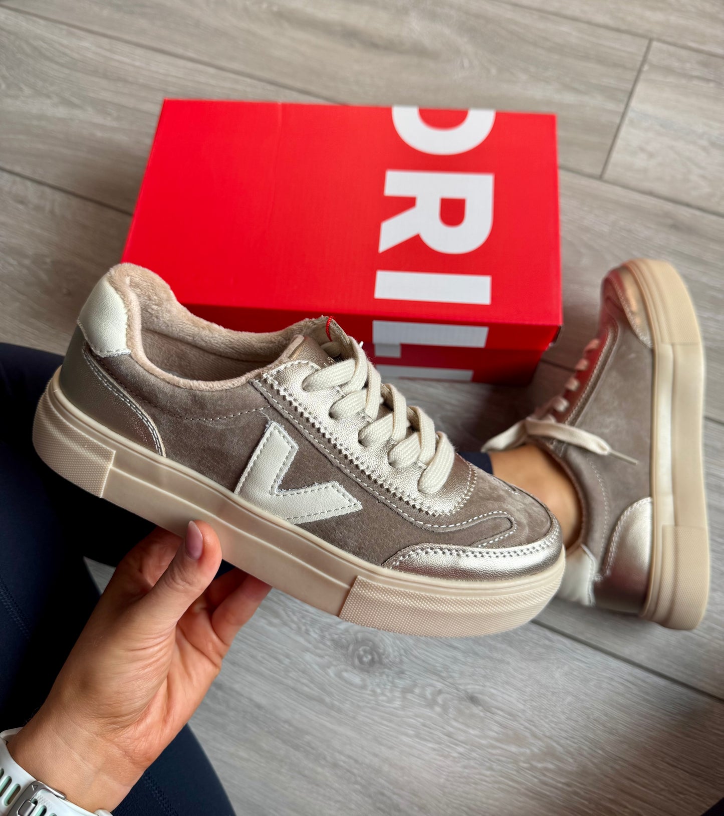 Drilleys Eighty Peregrine Trainer