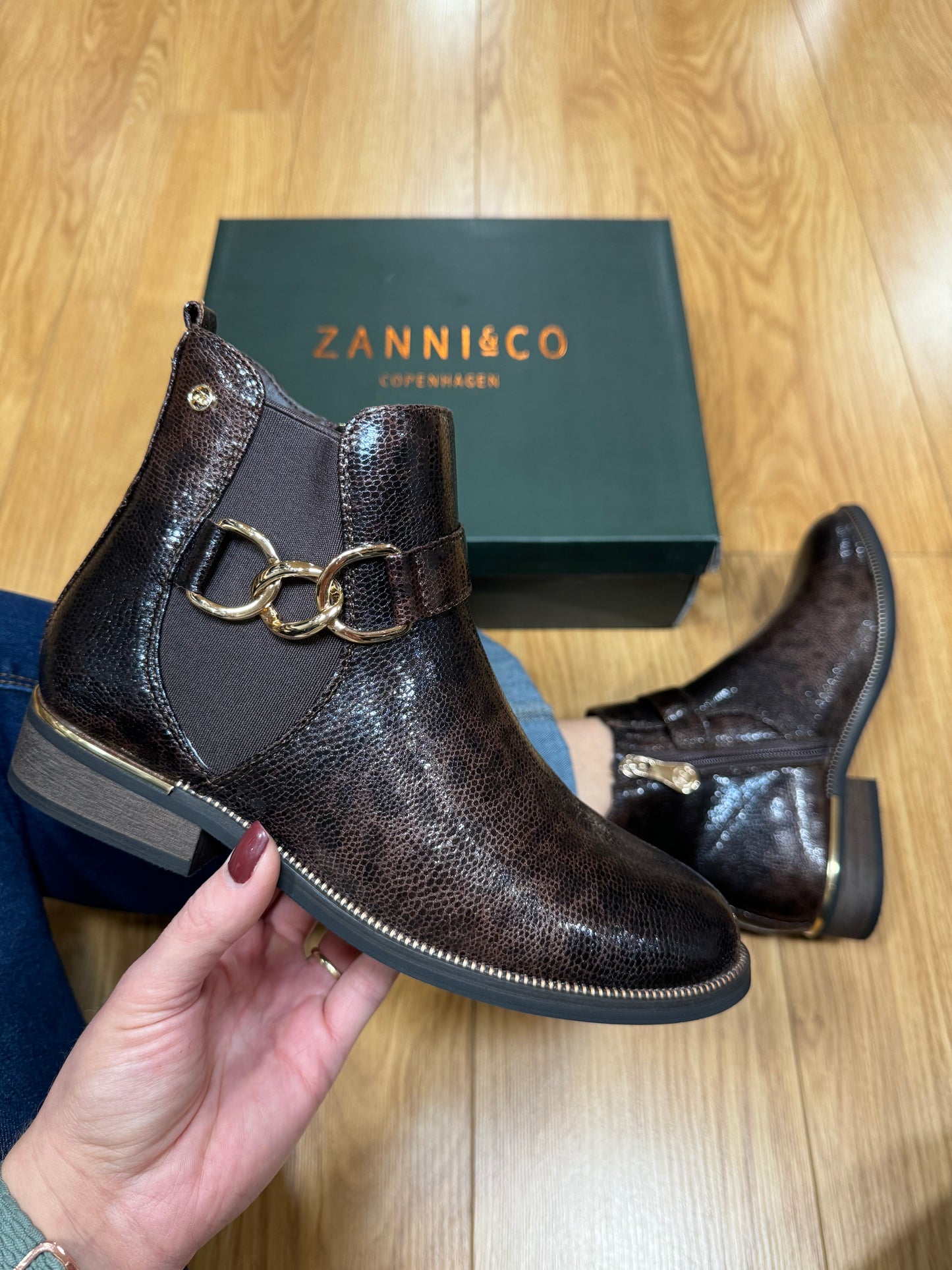 Zanni & Co Shahba Choco Boot