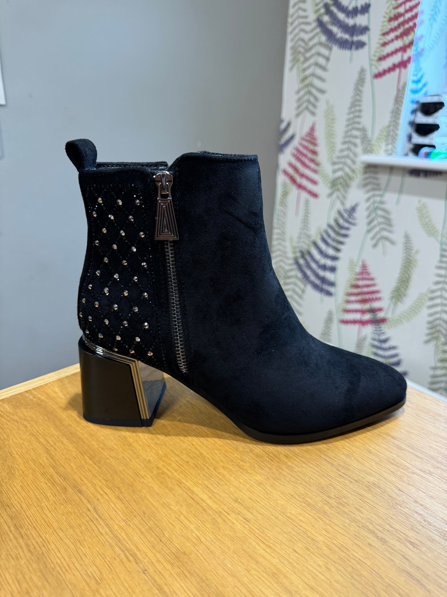 Redz Black Diamanté Heeled Boot