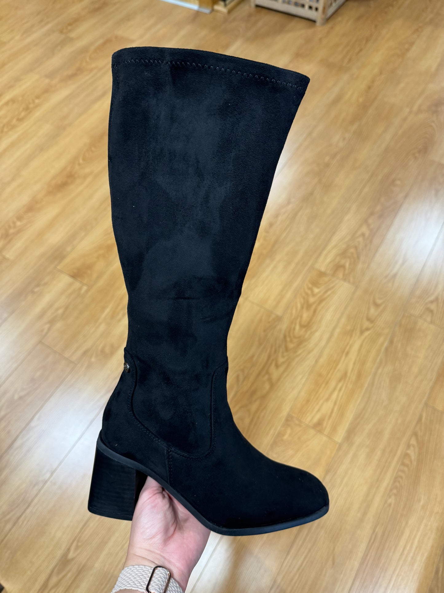 XTI Black Stretch Knee Boot