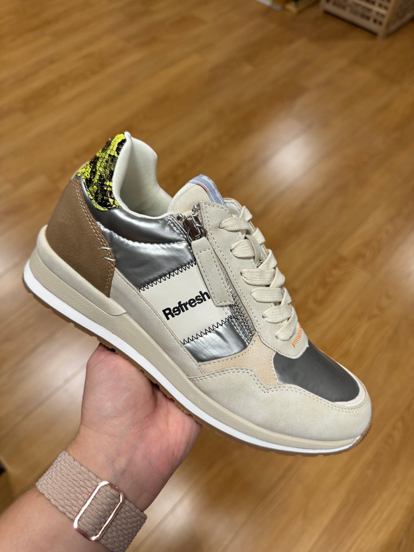 Refresh Beige/Silver Metallic Zip Trainer