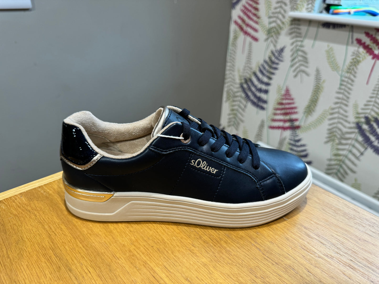 S. Oliver Navy Trainer