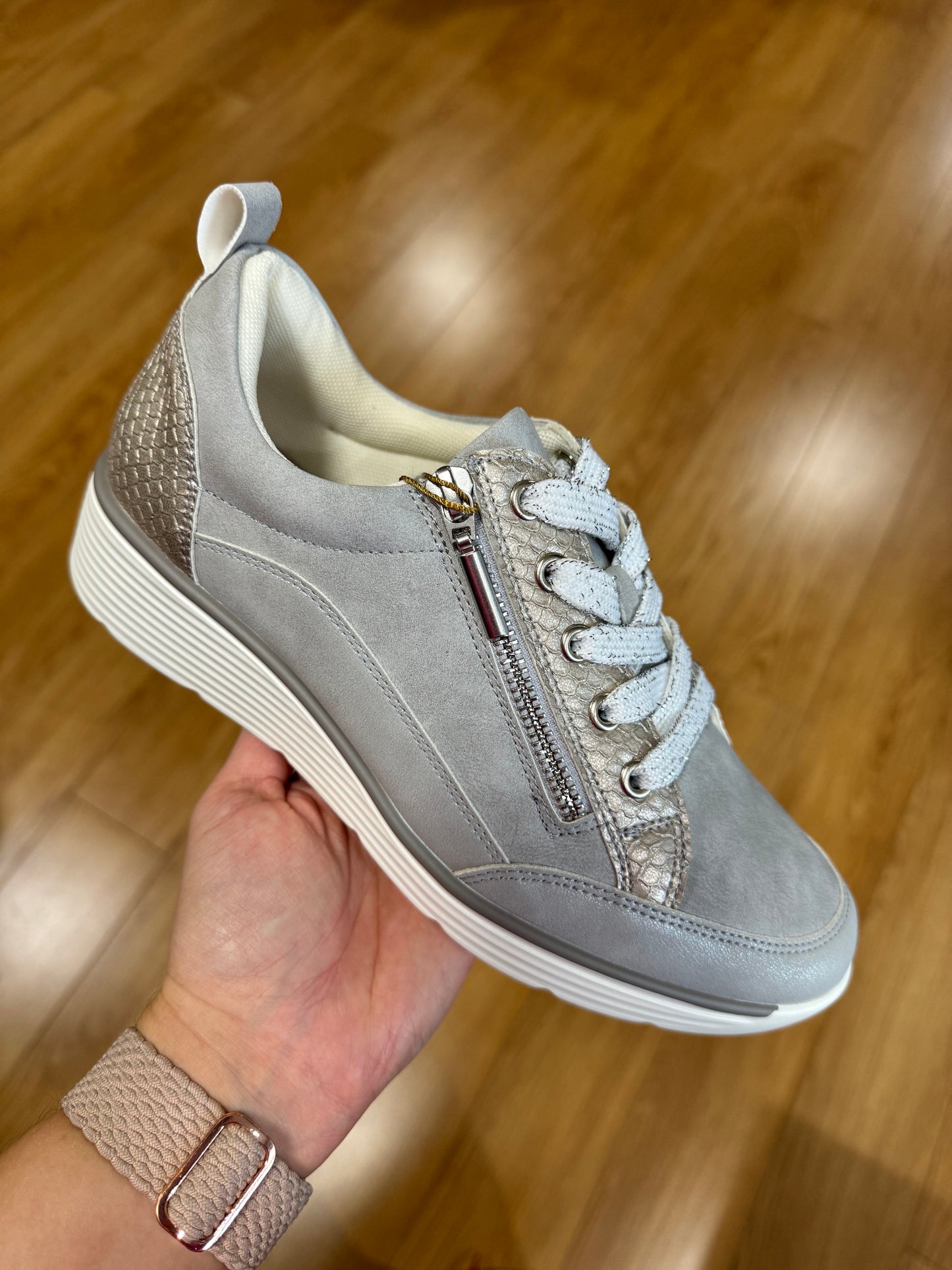 Lunar Kiley Silver Trainer