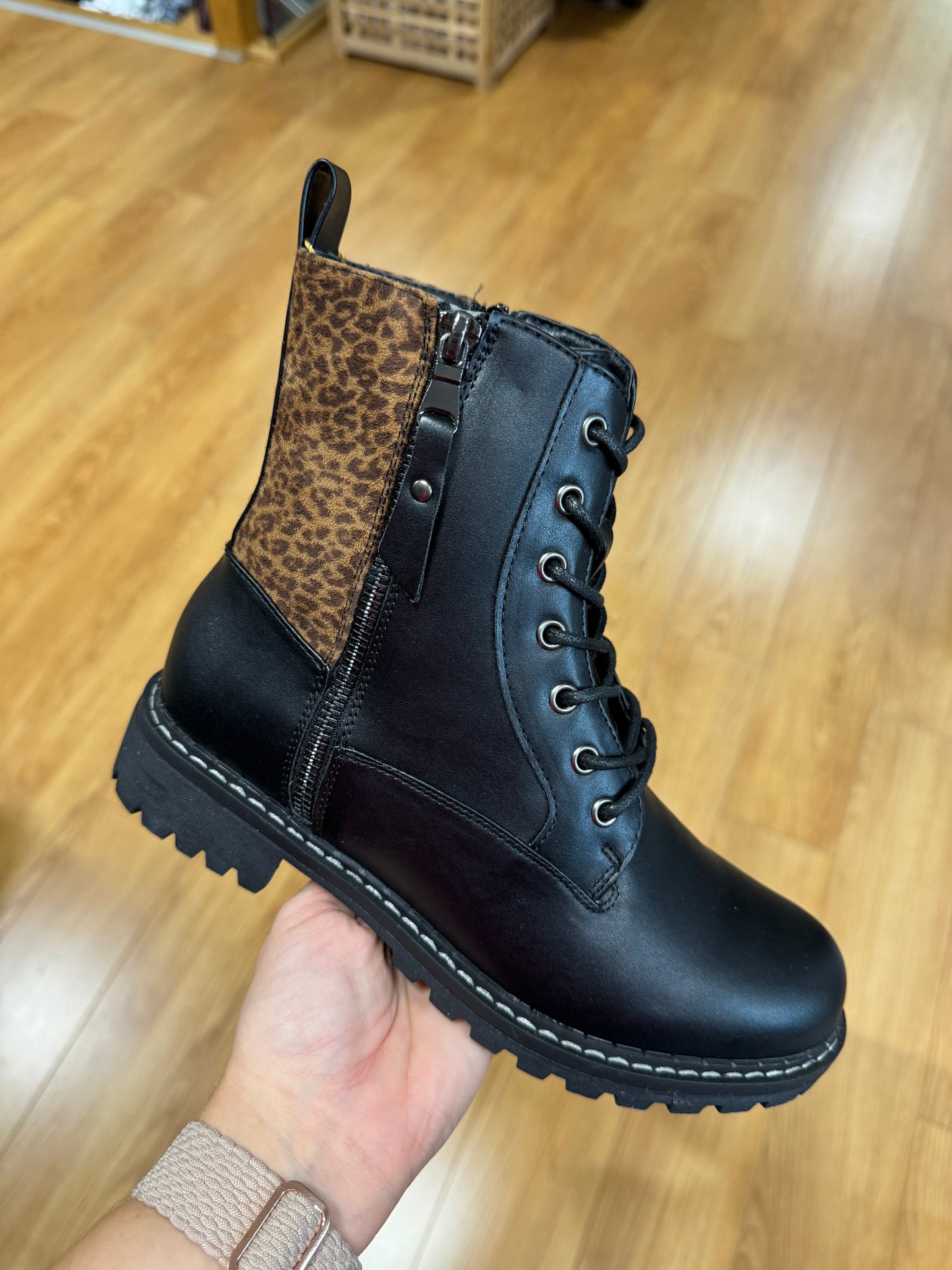 Lunar Bedale Black/Leopard Boot