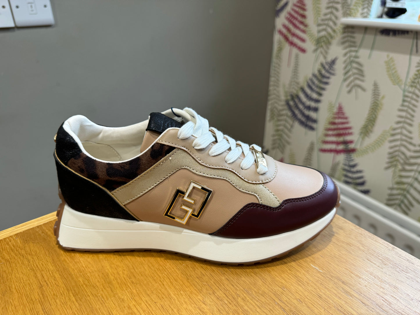 Tommy Bowe for Her Touye Multi Leopard Trainer