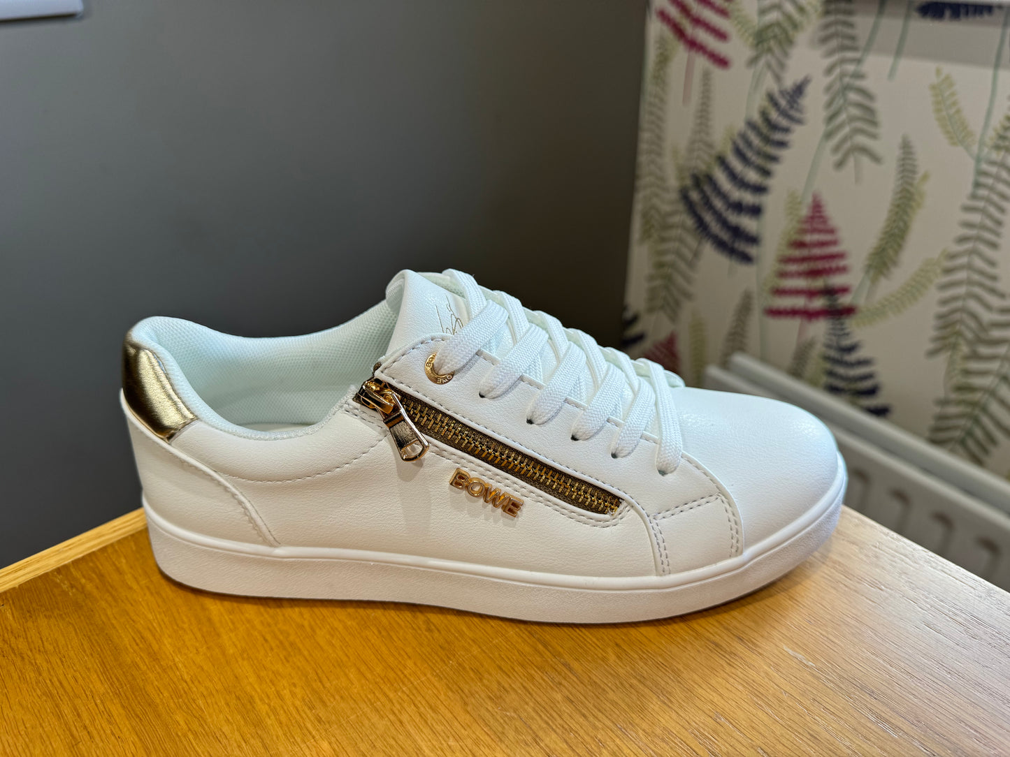 Tommy Bowe for Her Flucher White Trainer