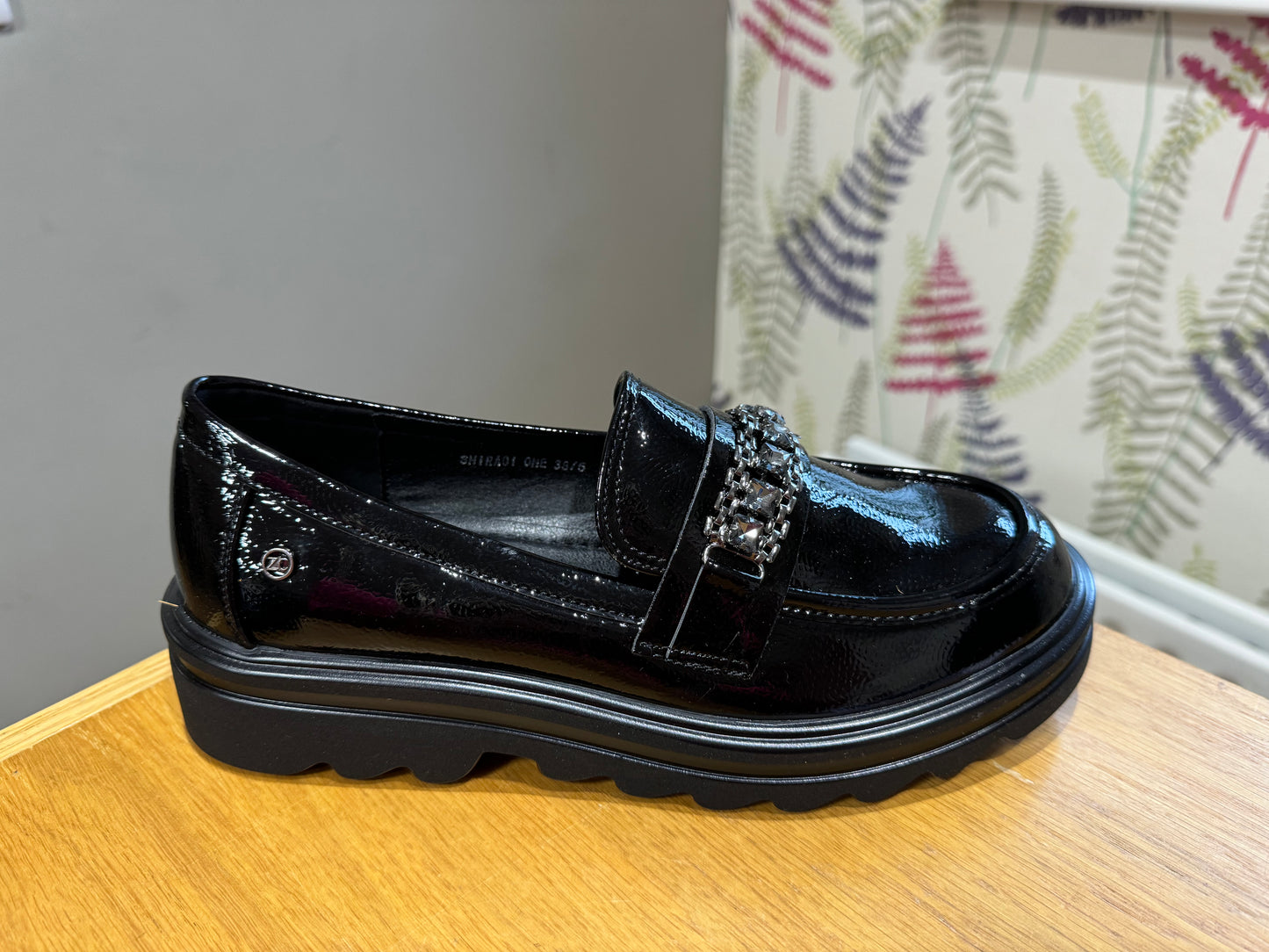 Zanni & Co Shiraoi Black Jewel Loafer