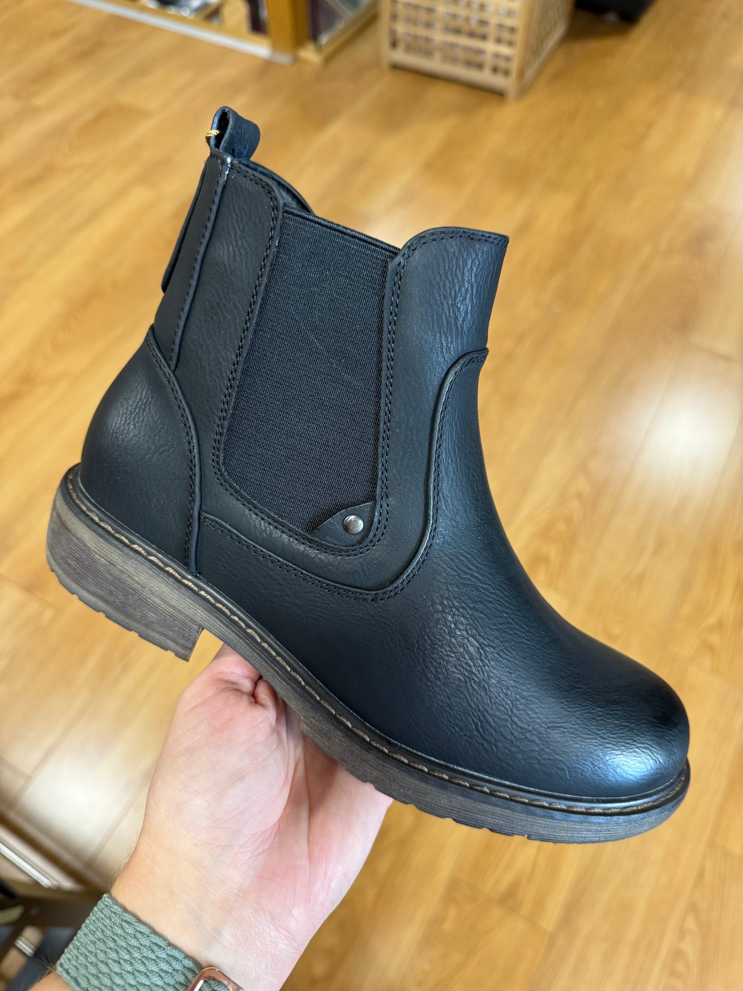 Lunar Roxie II Black Boot