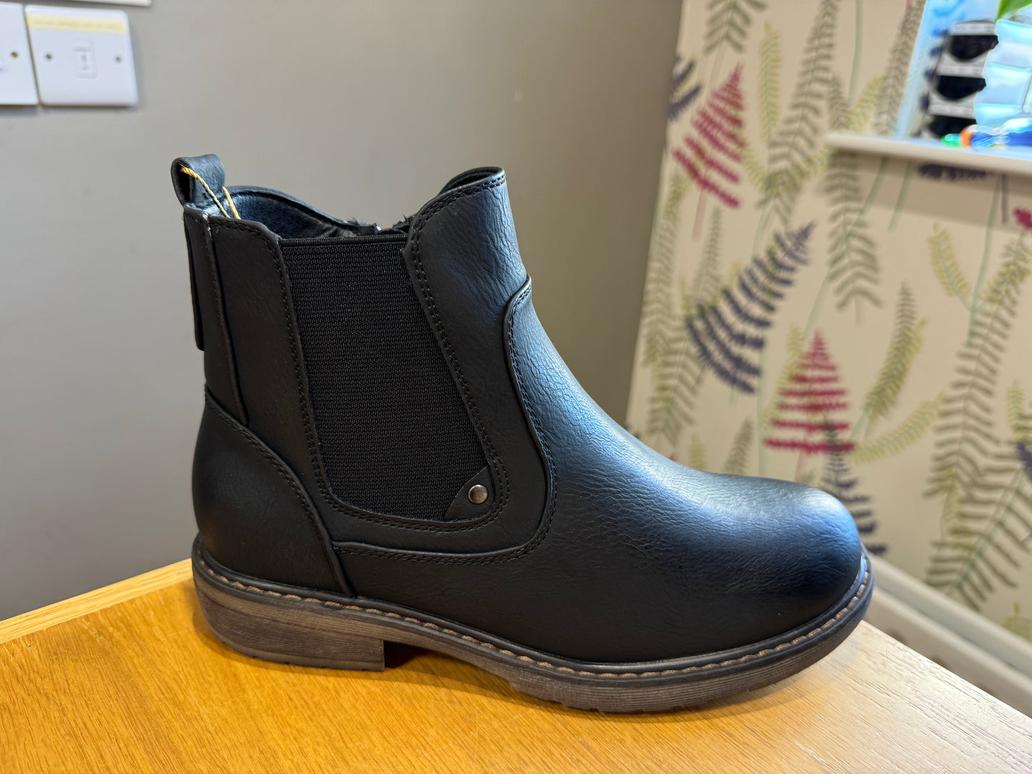 Lunar Roxie II Black Boot