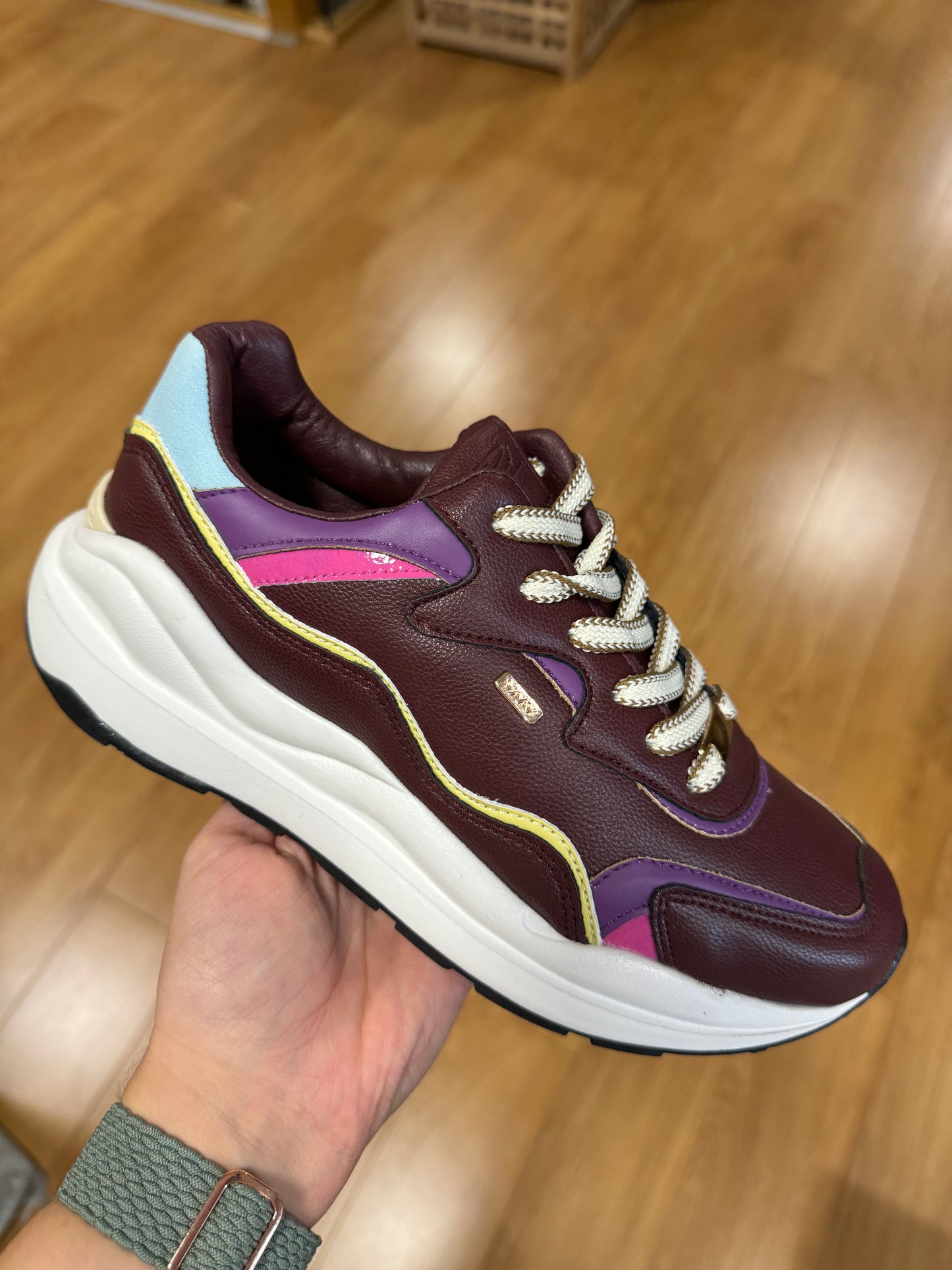 Tommy Bowe for Her Garcia Burgundy Trainer