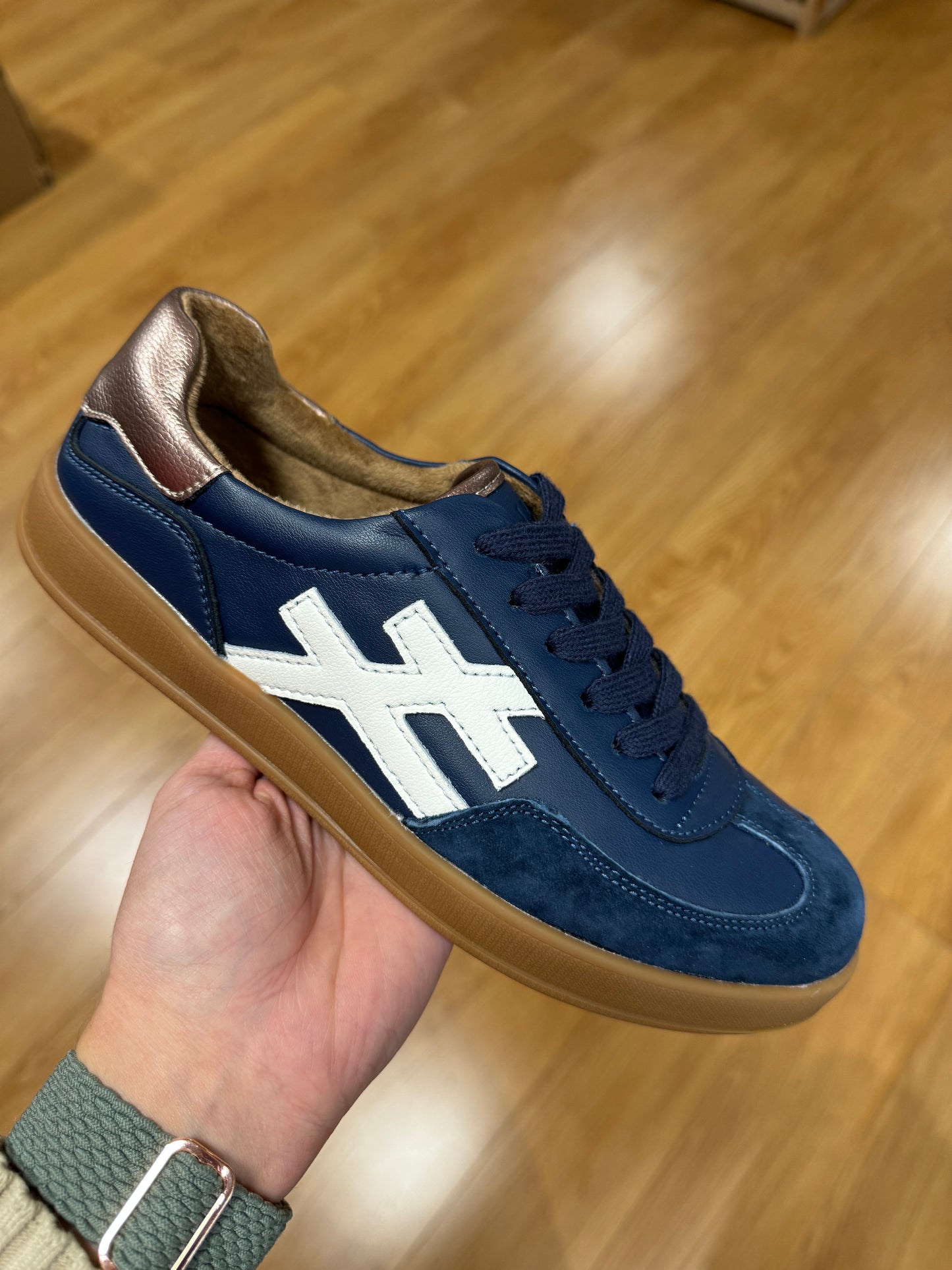 Drilleys Sixty Five Navy Trainer