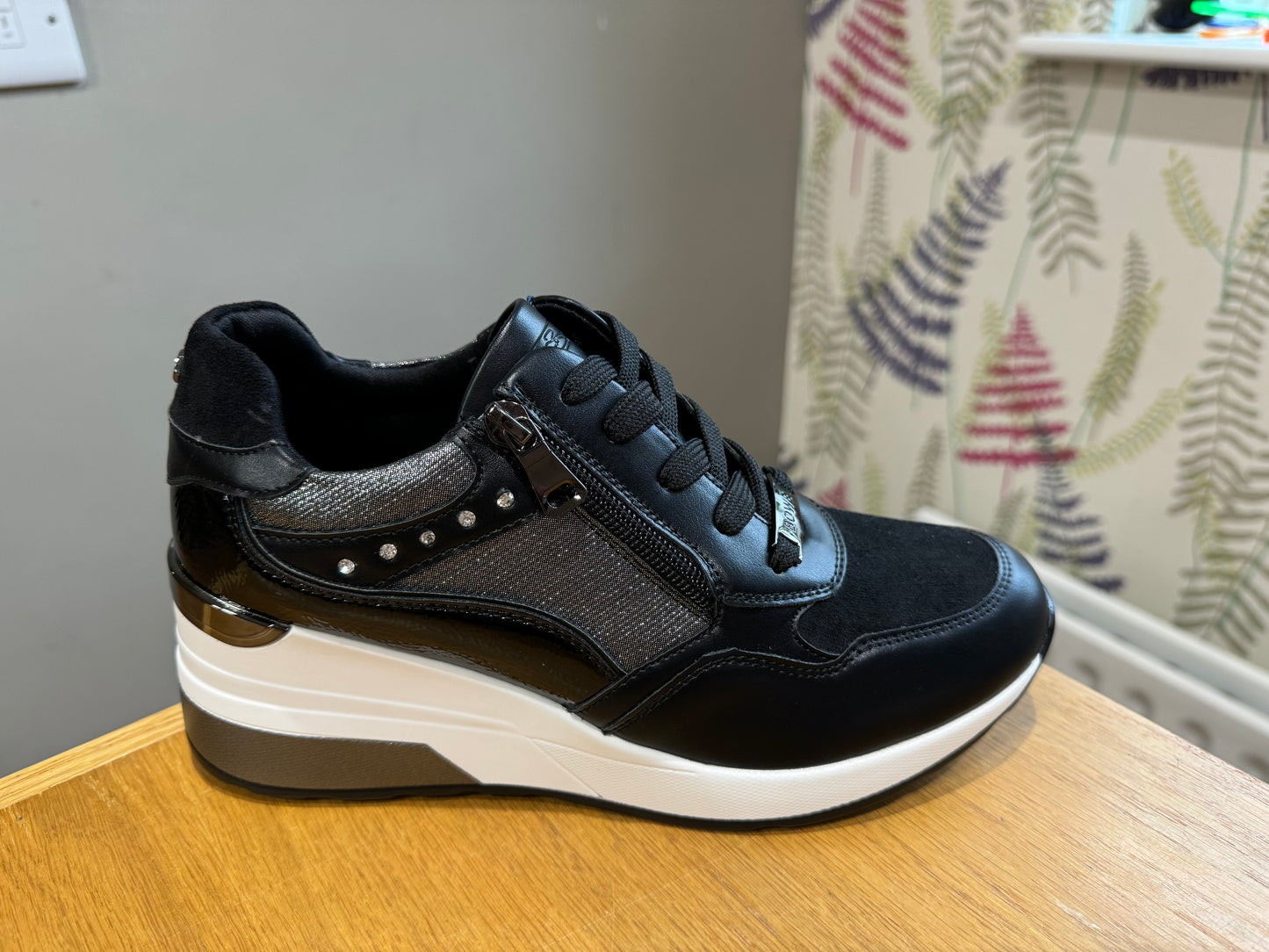 Tommy Bowe for Her Malcolm Black Wedge Trainer