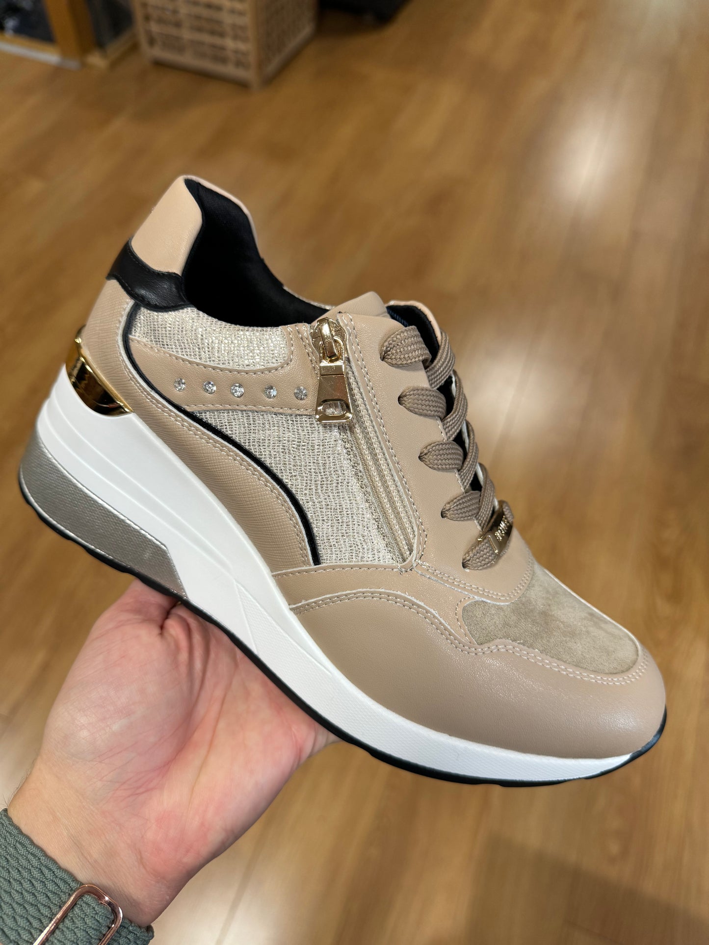 Tommy Bowe for Her Malcolm Bisque Wedge Trainer