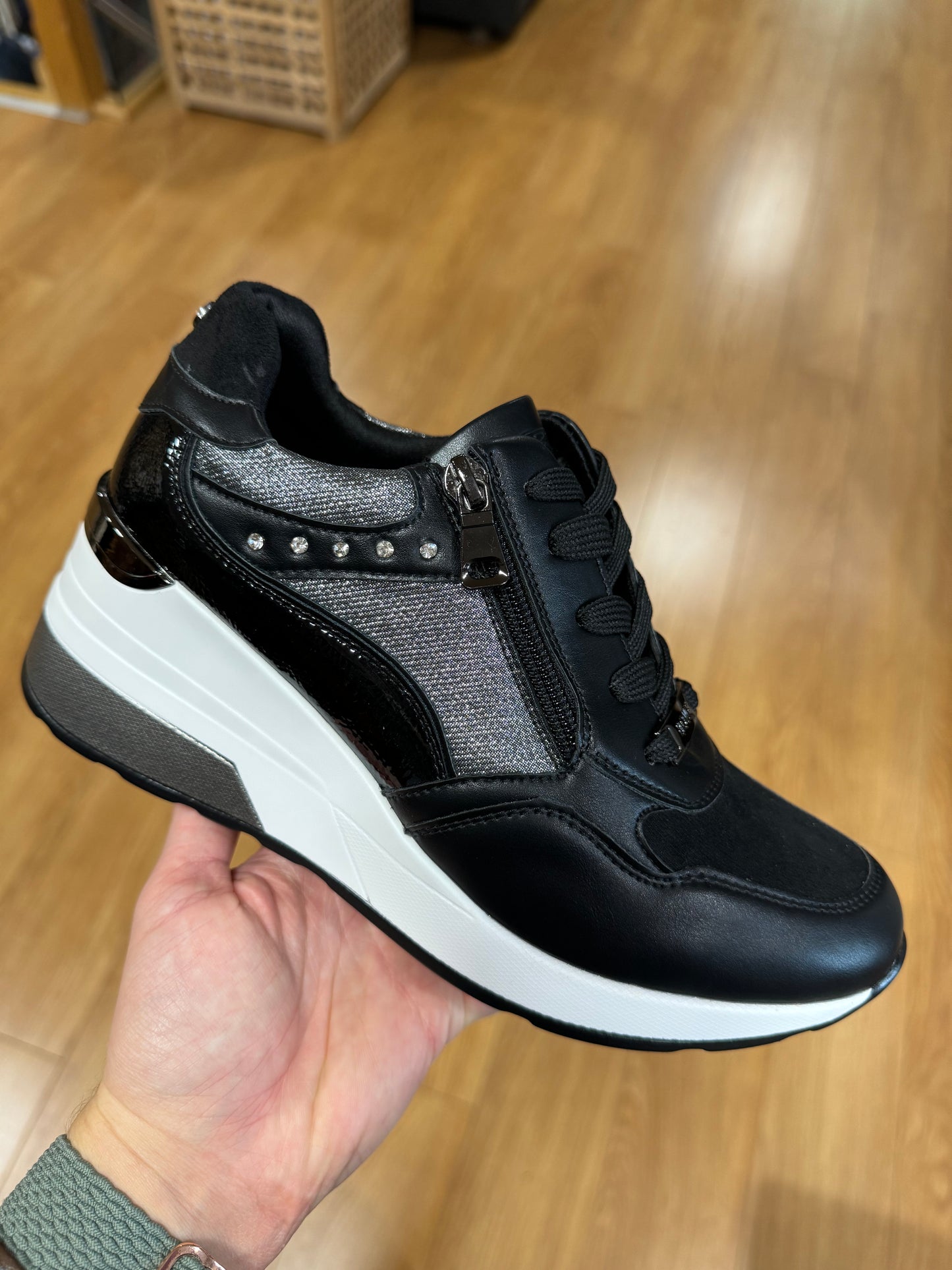 Tommy Bowe for Her Malcolm Black Wedge Trainer