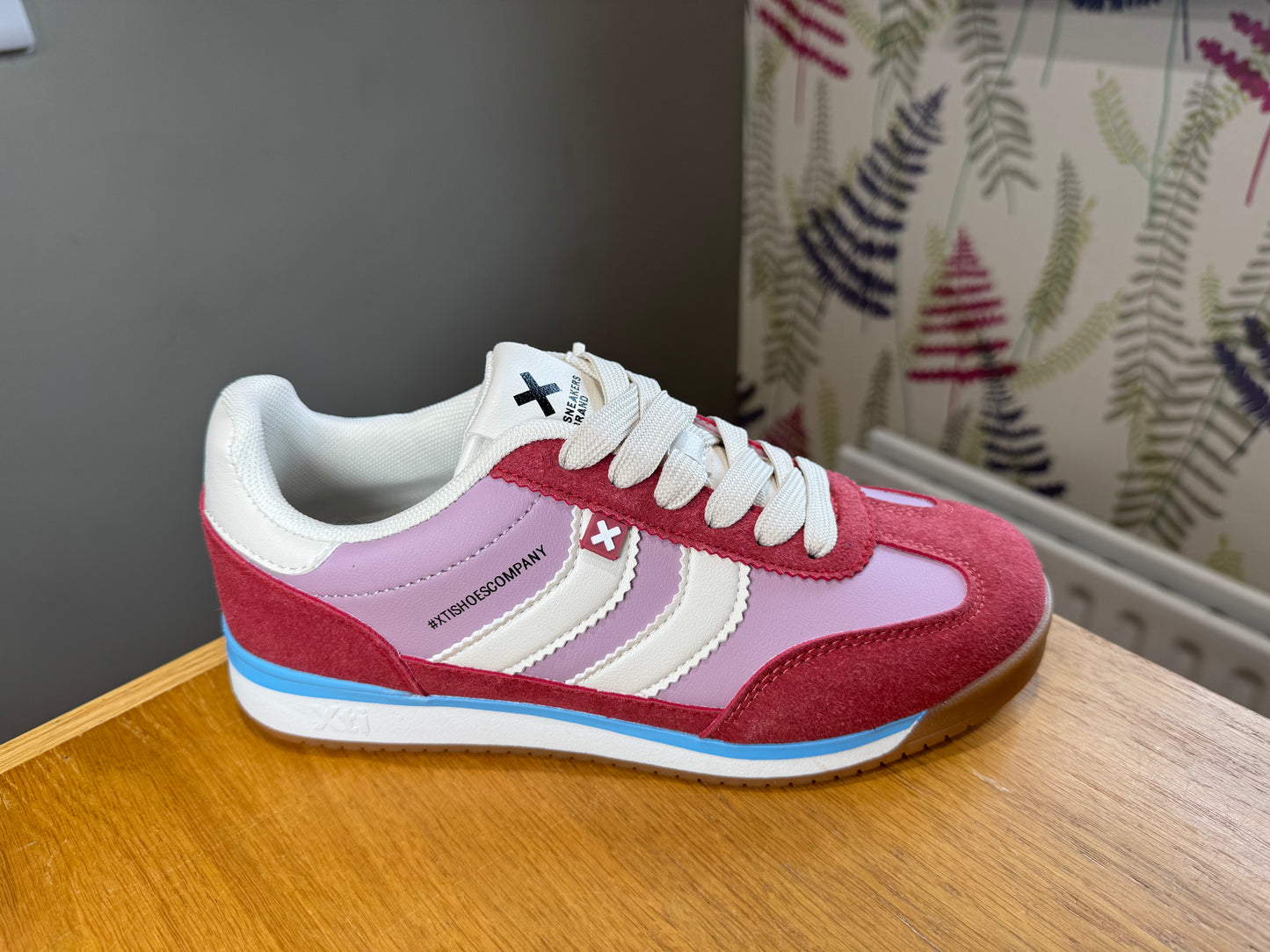 XTI Pink/Lilac Stripe Trainer