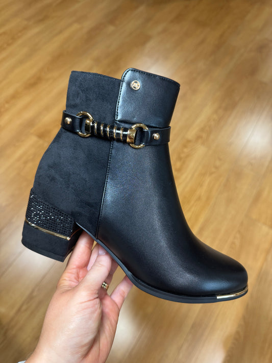 Zanni & Co Jayapura Black Boot