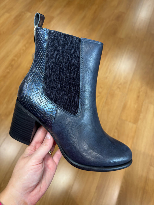 Marco Tozzi Navy Block Boot