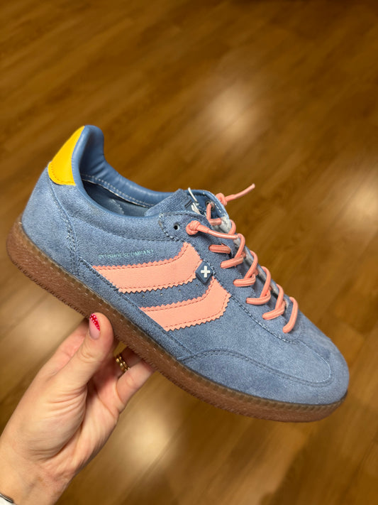 XTI Blue/Pink Stripe Trainer