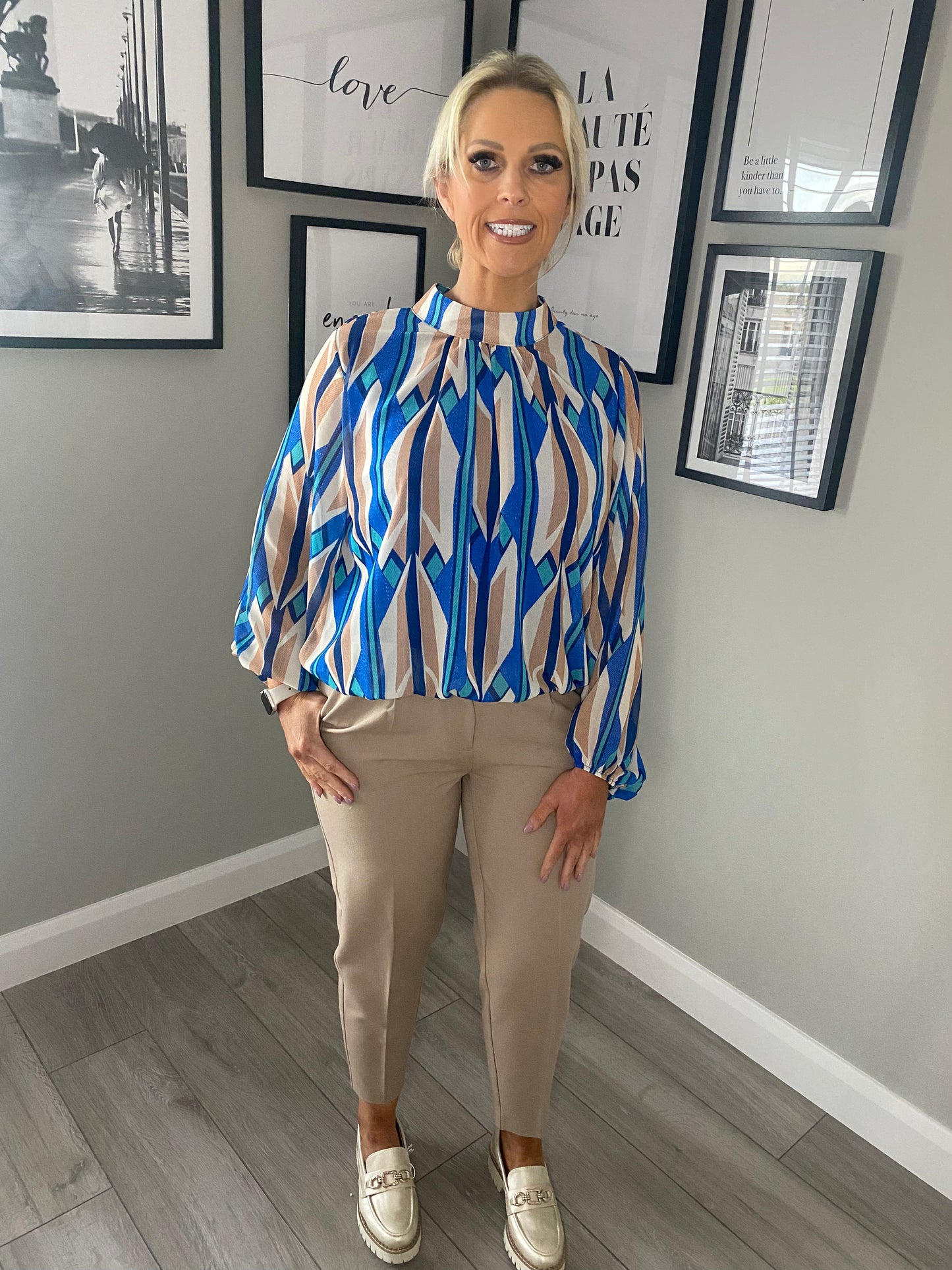 Royal/Beige Balloon Blouse