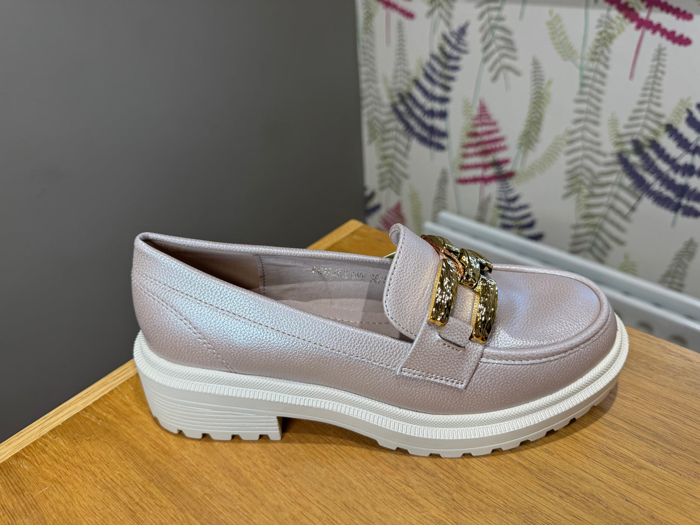 Zanni & Co Chilink Blush Shine Loafer