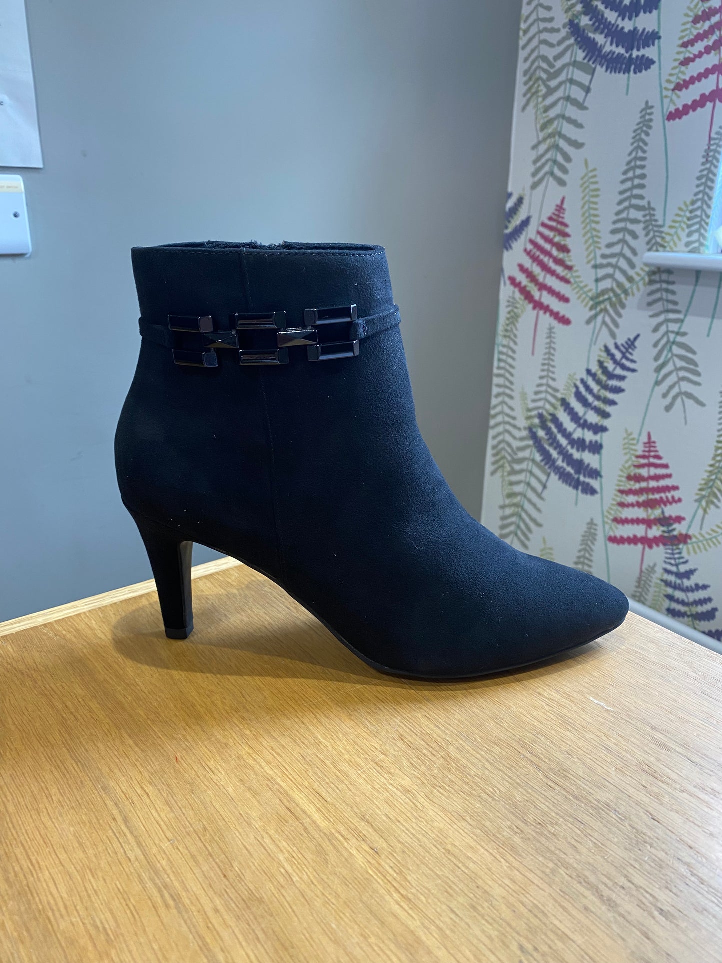 S. Oliver Black Heeled Boot