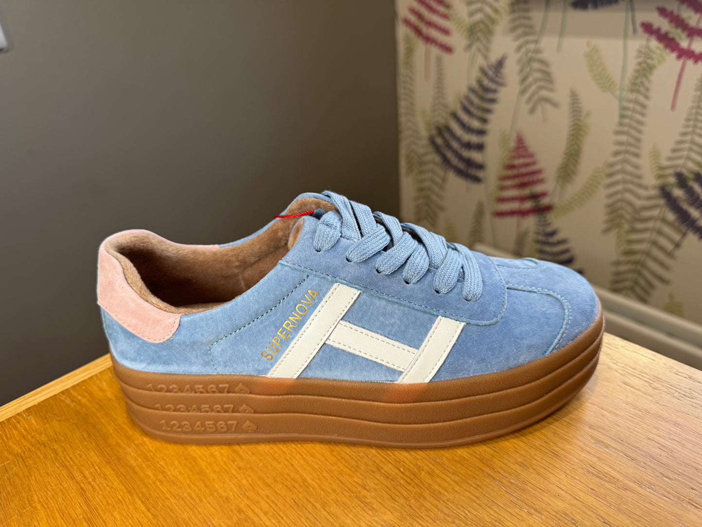 Drilleys Sixty Eight Aqua Pop Trainer