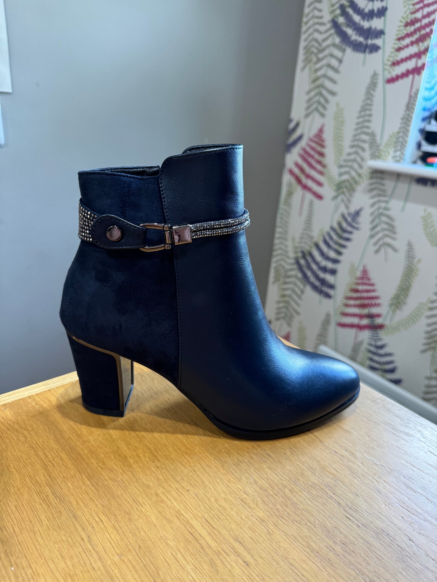 Redz Navy Heeled Boot