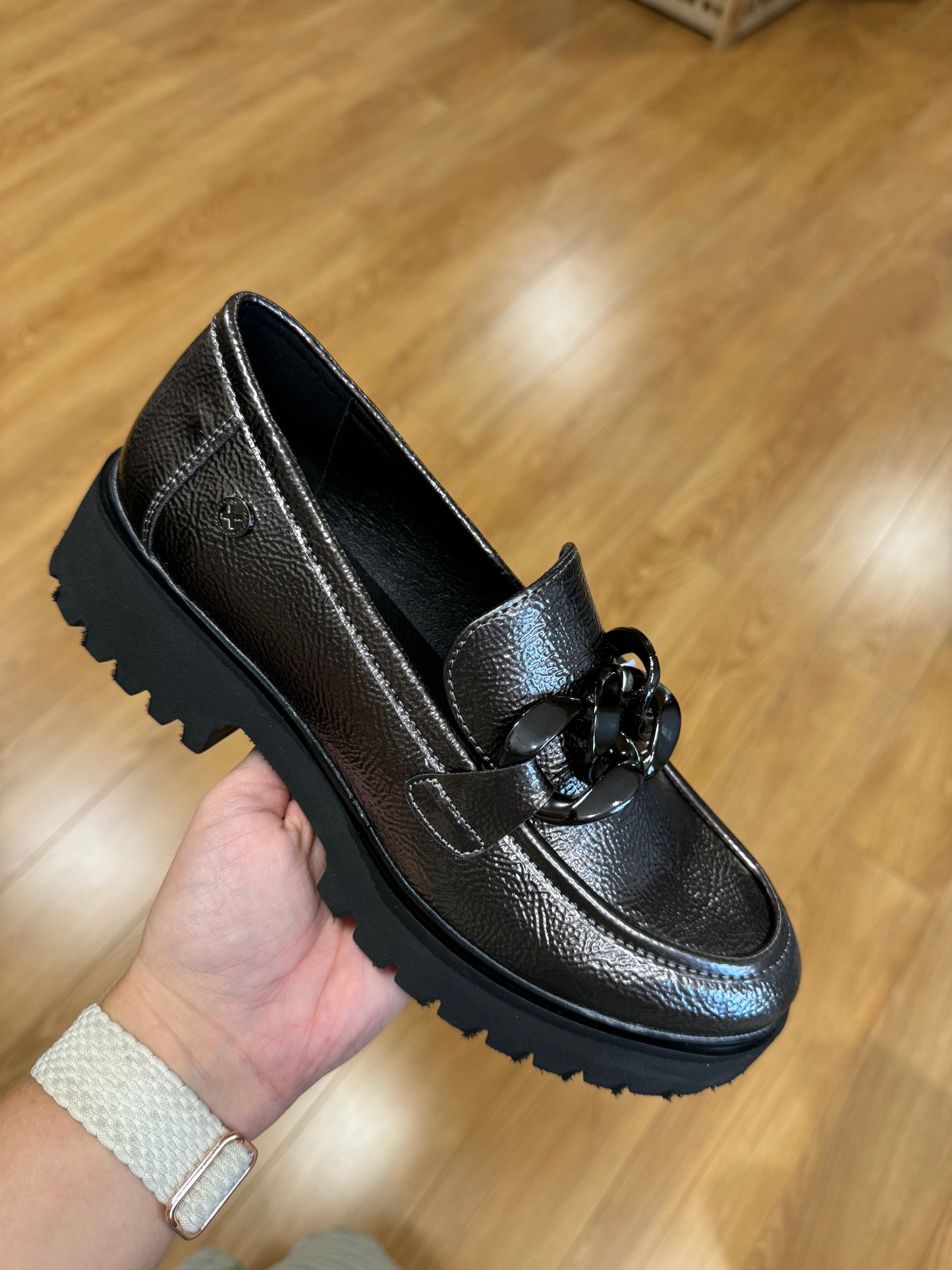 XTI Pewter Chain Loafer