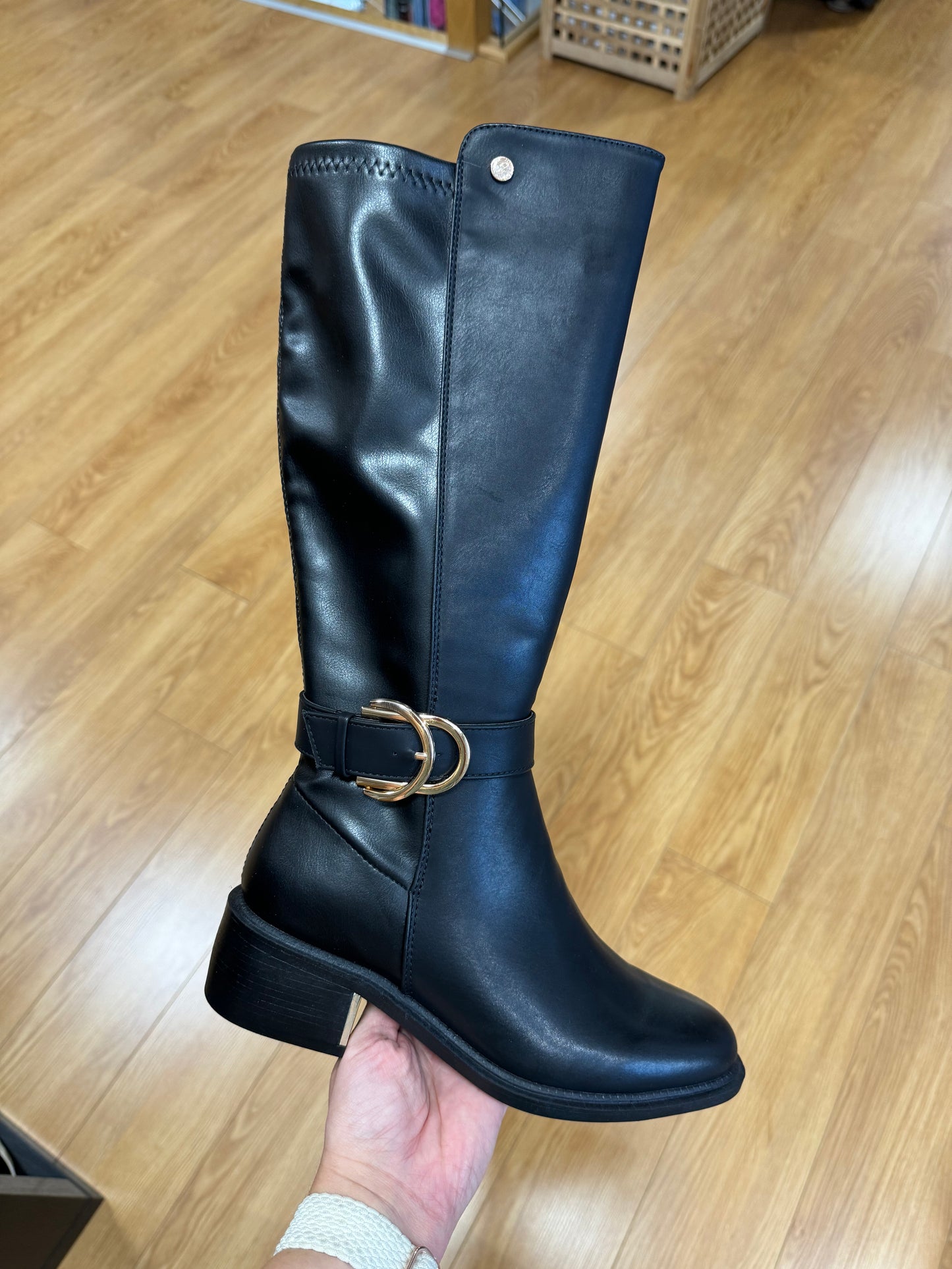 XTI Black Knee Boot